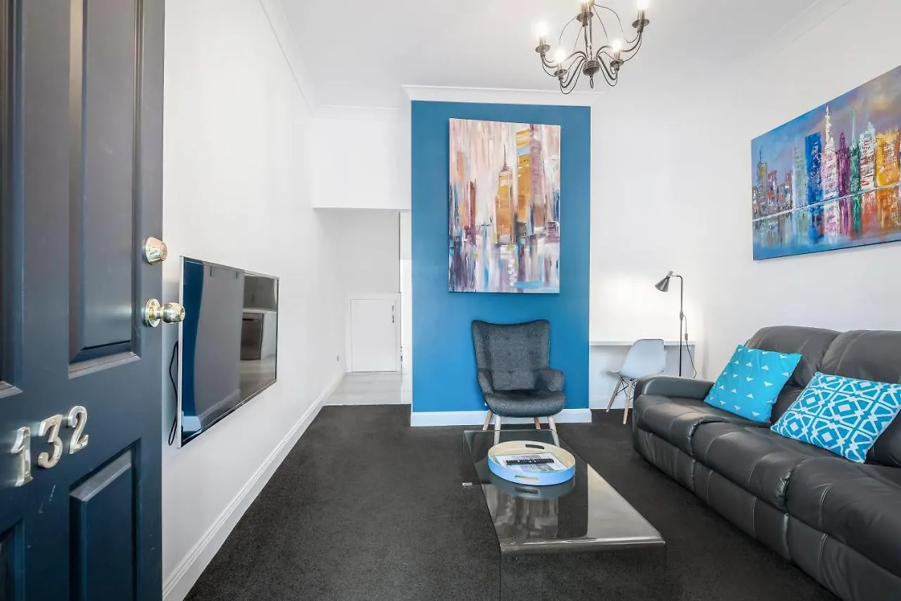Brisbane Terrace - 3 Bedroom Hobart Inner City - Free Parking